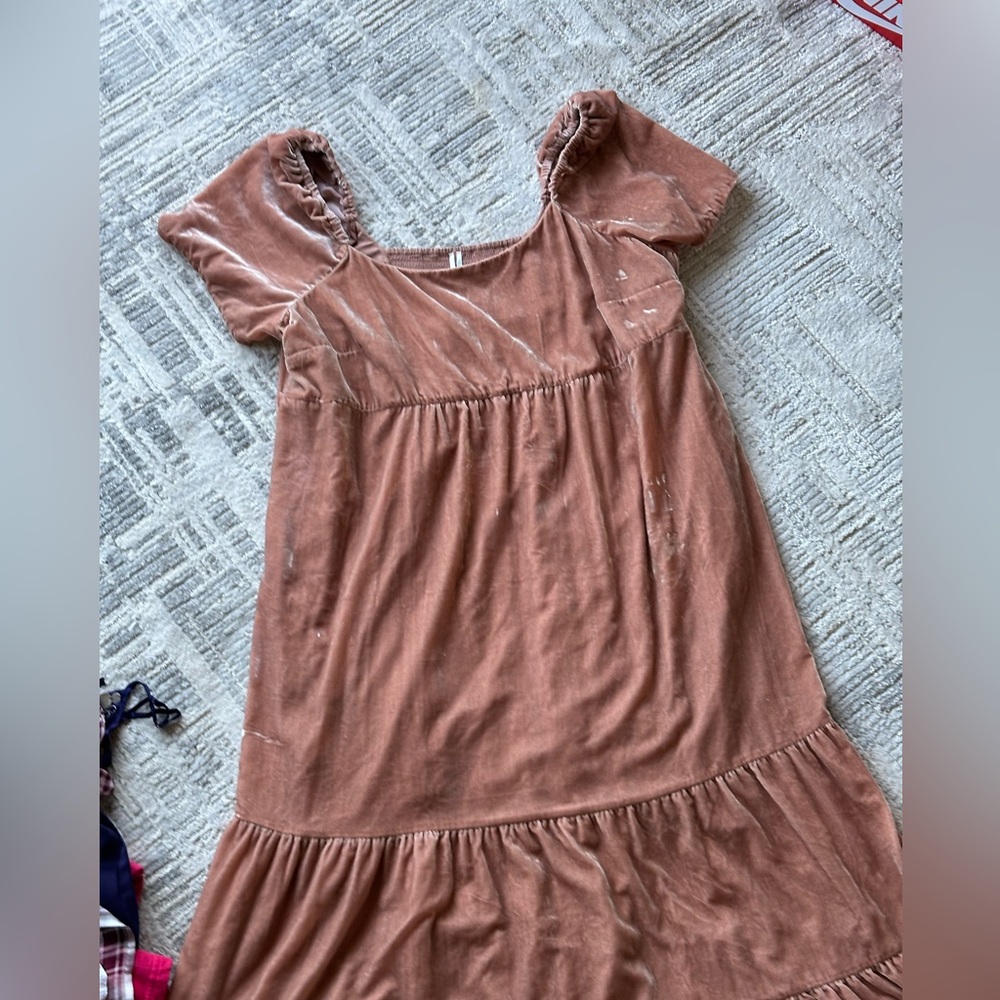 Anthropologie velvet dress - Picture 7 of 8